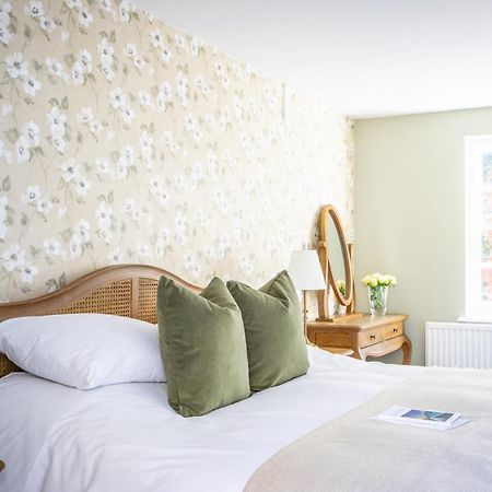 The White Horse Hotel Faversham Ngoại thất bức ảnh