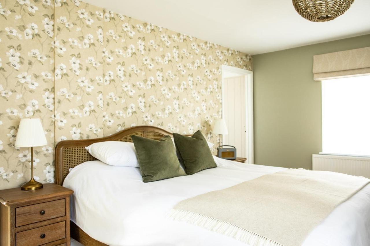 The White Horse Hotel Faversham Ngoại thất bức ảnh